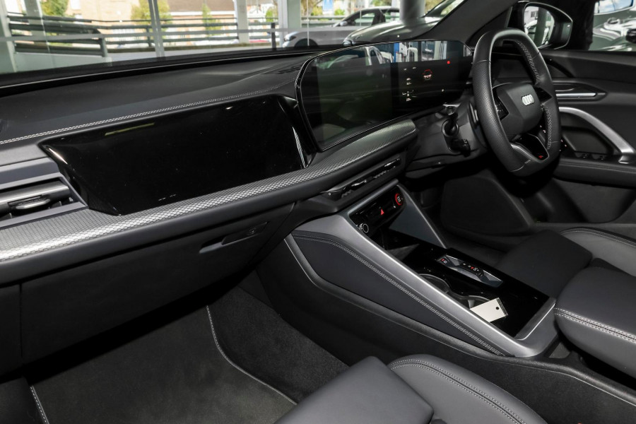 2025 Audi SQ5 GU  SUV
