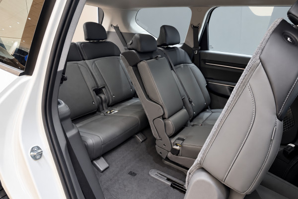 2026 Kia EV9 MV Air SUV Image 14