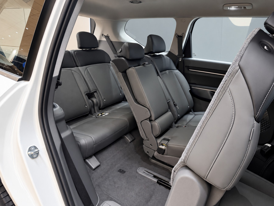 2026 Kia EV9 MV Air SUV Image 14