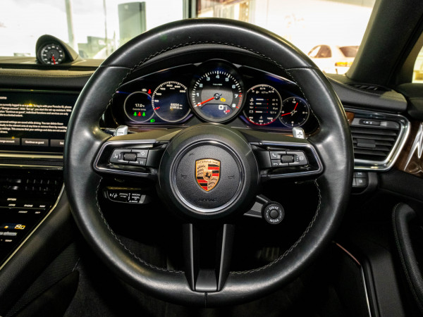 2021 MY22 Porsche Panamera 971 Sedan image 18