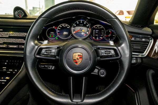 2021 MY22 Porsche Panamera 971 Sedan