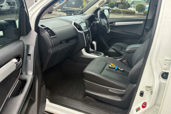 2019 Isuzu D-MAX TF LS-T Ute Image 25
