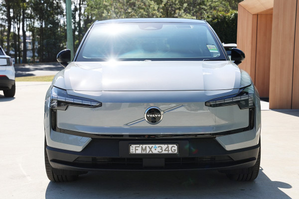 2024 Volvo EX30  Twin Motor Performance Ultra SUV Image 3