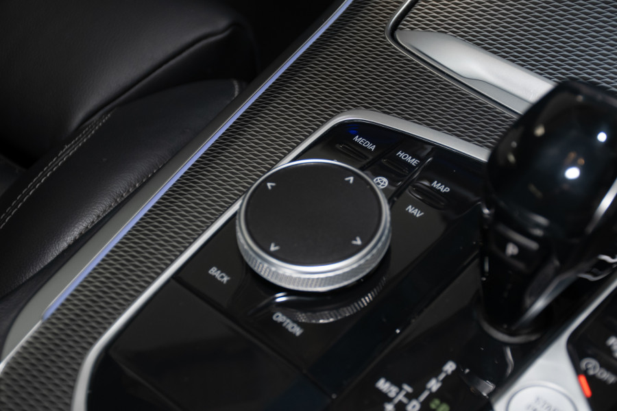 2021 BMW X5 xDrive25d SUV Image 19