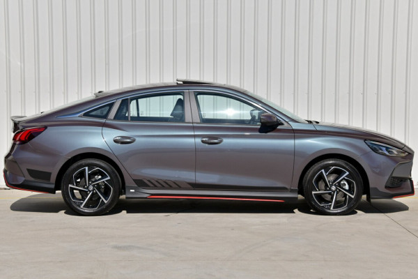 2024 MG MG5 AP32 Essence Sedan