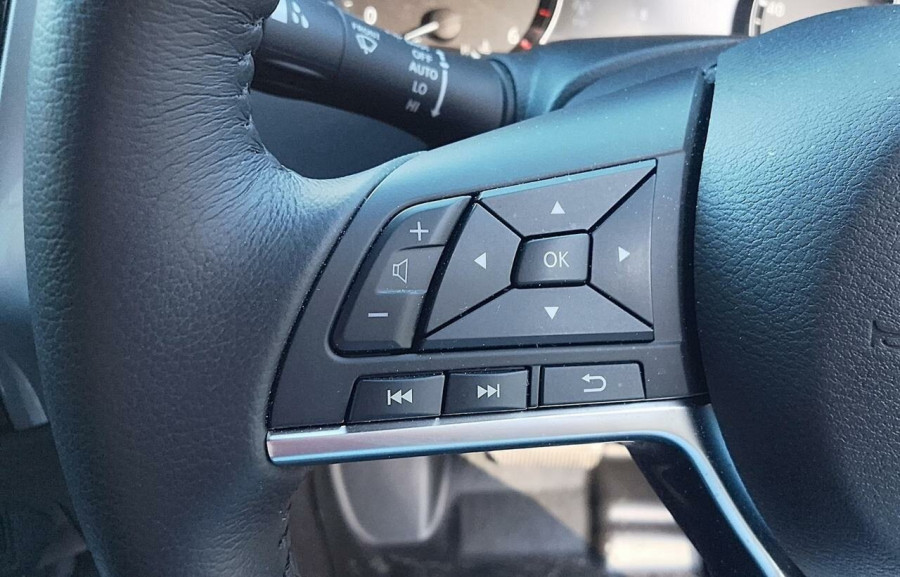 2024 Nissan Navara D23 ST Ute Image 15