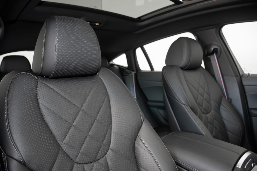 2026 BMW X6 G06 LCI xDrive30d M Sport SUV