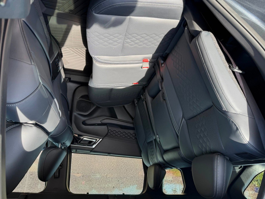 2025 MY24 Mitsubishi Outlander ZM PHEV GSR SUV Image 6
