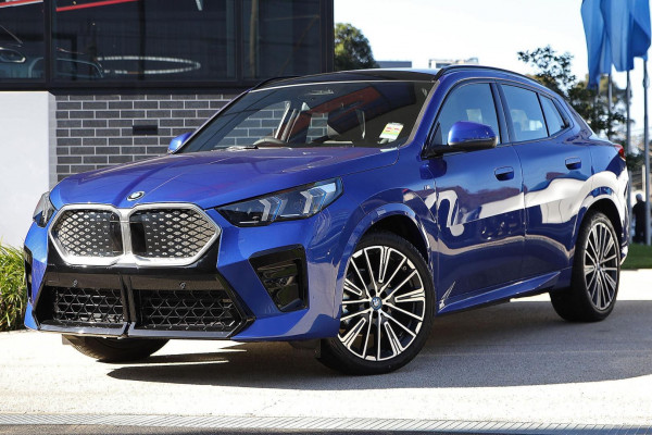 2024 BMW iX2 U10 eDrive20 M Sport SUV image 2