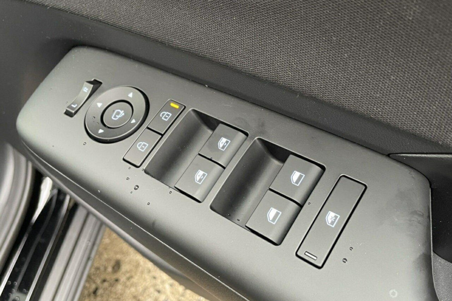 2025 Hyundai KONA SX2.V2 Hybrid Premium SUV Image 13