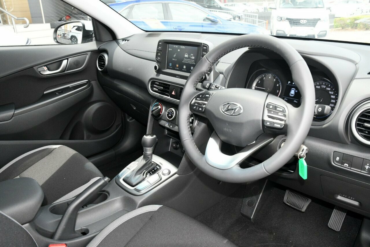 2020 Hyundai Kona OS.3 Active SUV Image 7