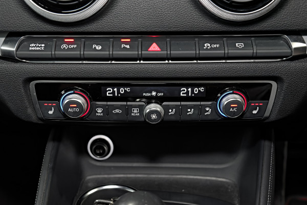 2020 Audi S3 8V Hatch image 16