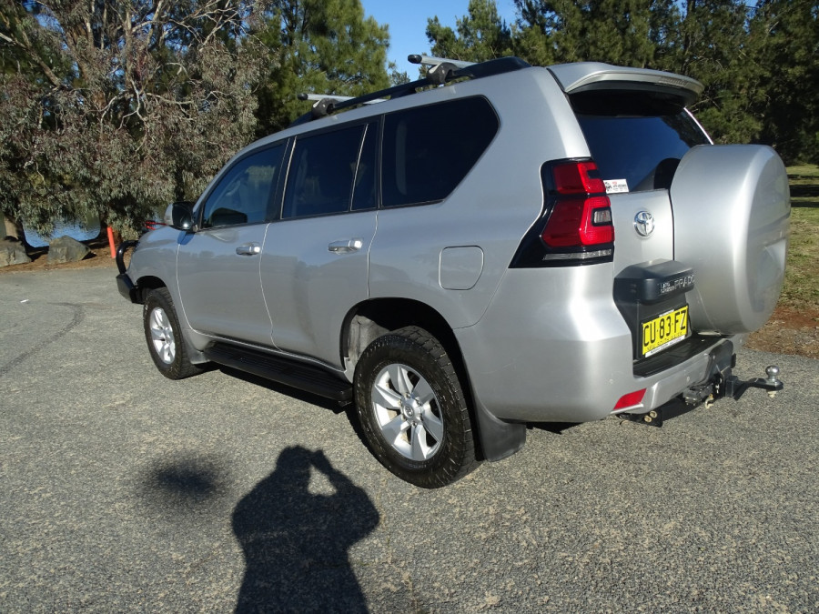2019 Toyota LandCruiser Prado GDJ150R GXL SUV Image 4
