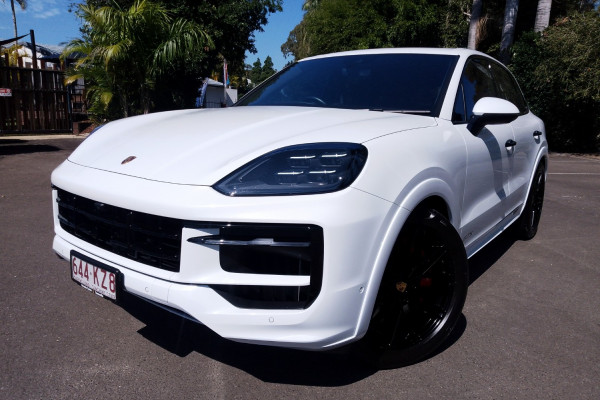 2024 Porsche Cayenne 9YA II GTS SUV Image 2