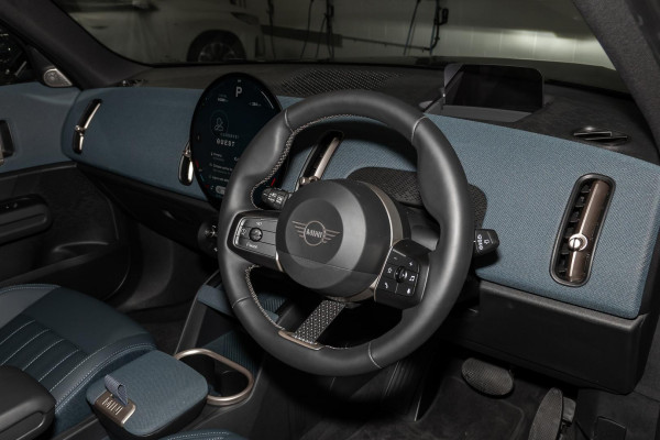 2024 MINI Countryman U25 SE Favoured SUV image 6