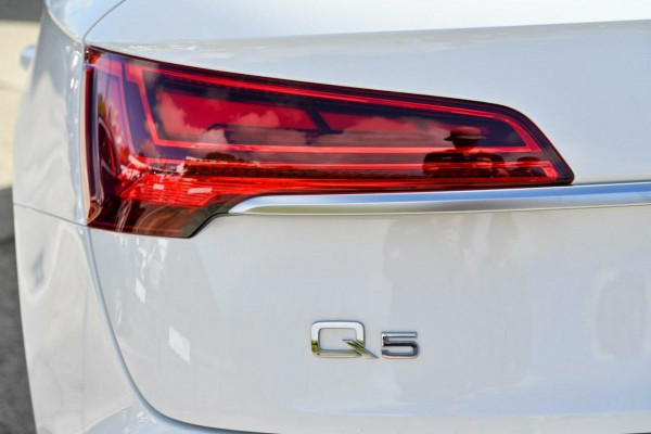 2021 Audi Q5 FY sport TDI quattro S tronic SUV Image 19