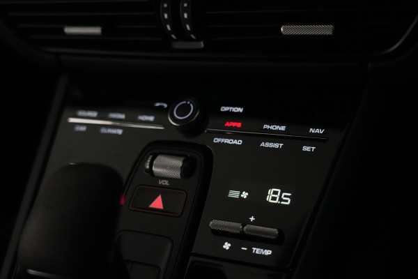 2022 Porsche Cayenne Turbo GT Coupe Image 42