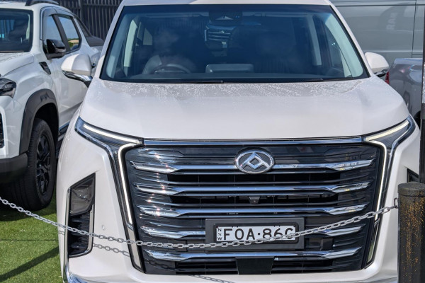 2023 LDV MIFA EPX1A LUXE People Mover