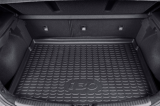Cargo liner tray