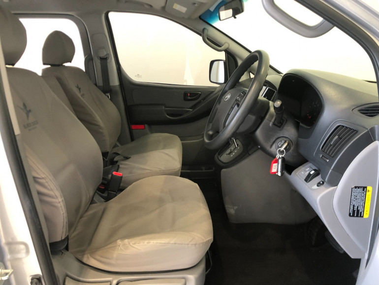 2017 Hyundai Iload TQ3 Turbo Van Image 11