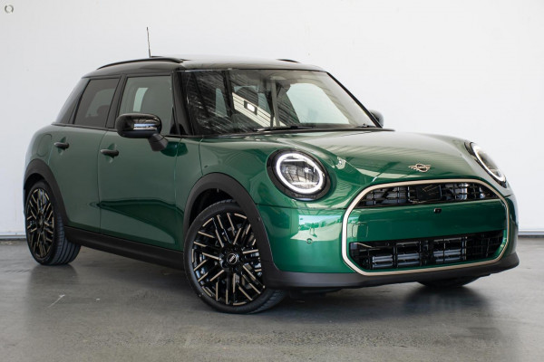 MINI Cooper C Favoured F65