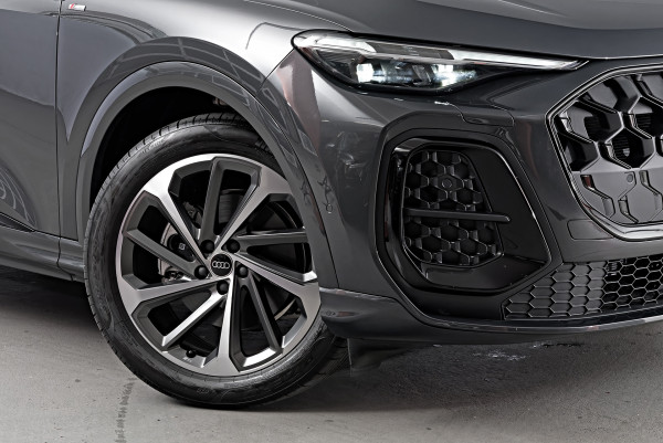 2025 Audi Q5 GU TFSI 150kW SUV image 6