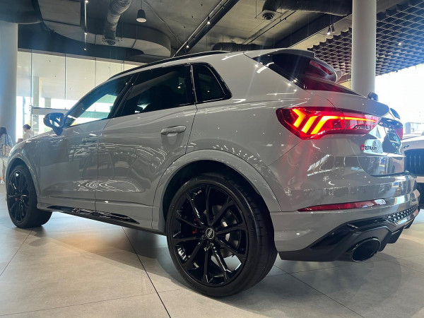2024 Audi RS Q3 F3  SUV image 6