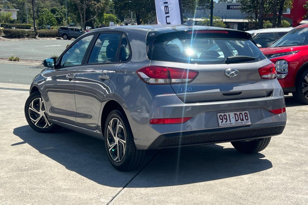 2022 Hyundai i30 PD.V4  Hatch Image 2