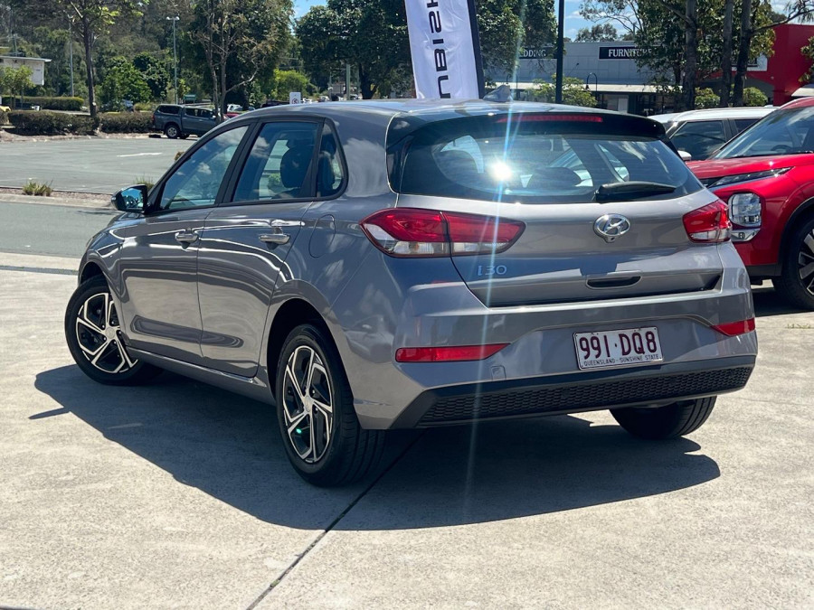 2022 Hyundai i30 PD.V4  Hatch Image 2