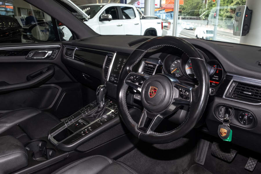 2016 MY17 Porsche Macan 95B S SUV Image 7