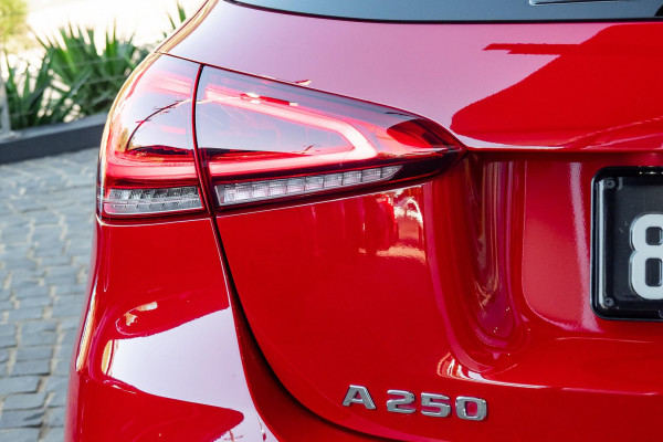 2019 [THIS VEHICLE IS SOLD] image 21