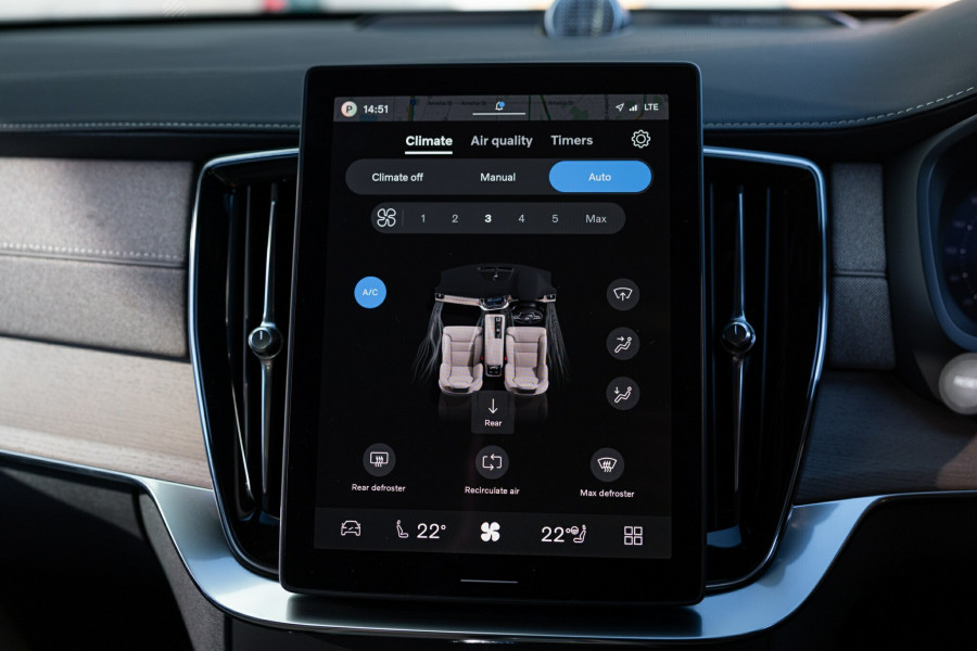 2026 Volvo XC90 L Series Ultra B5 Dark SUV Image 30