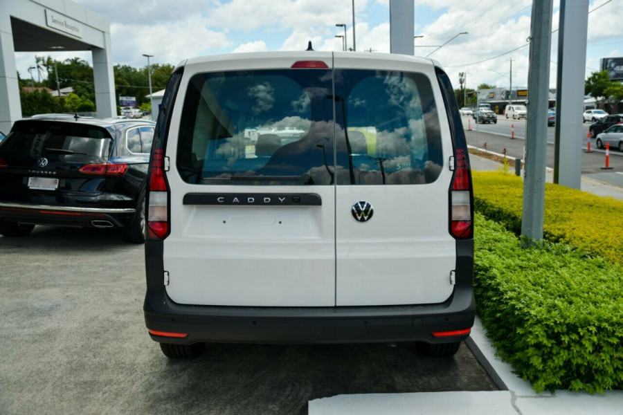2026 Volkswagen Caddy 5 Crewvan Van Image 4