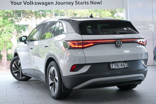 2024 MY25 Volkswagen ID. 4 E2 Pro SUV Image 2