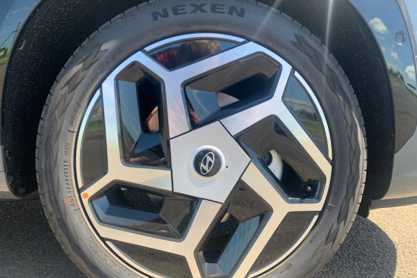 2026 Hyundai ELEXIO OE1.V1 Elite SUV Image 10