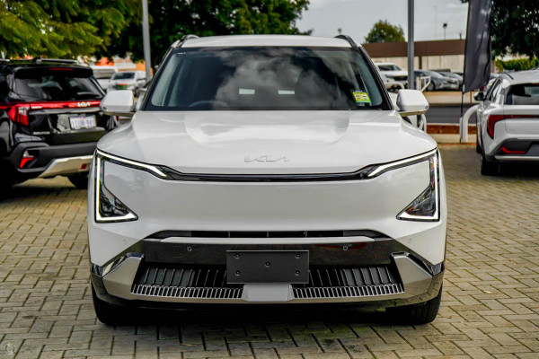2026 Kia EV5 OVc Earth SUV Image 2