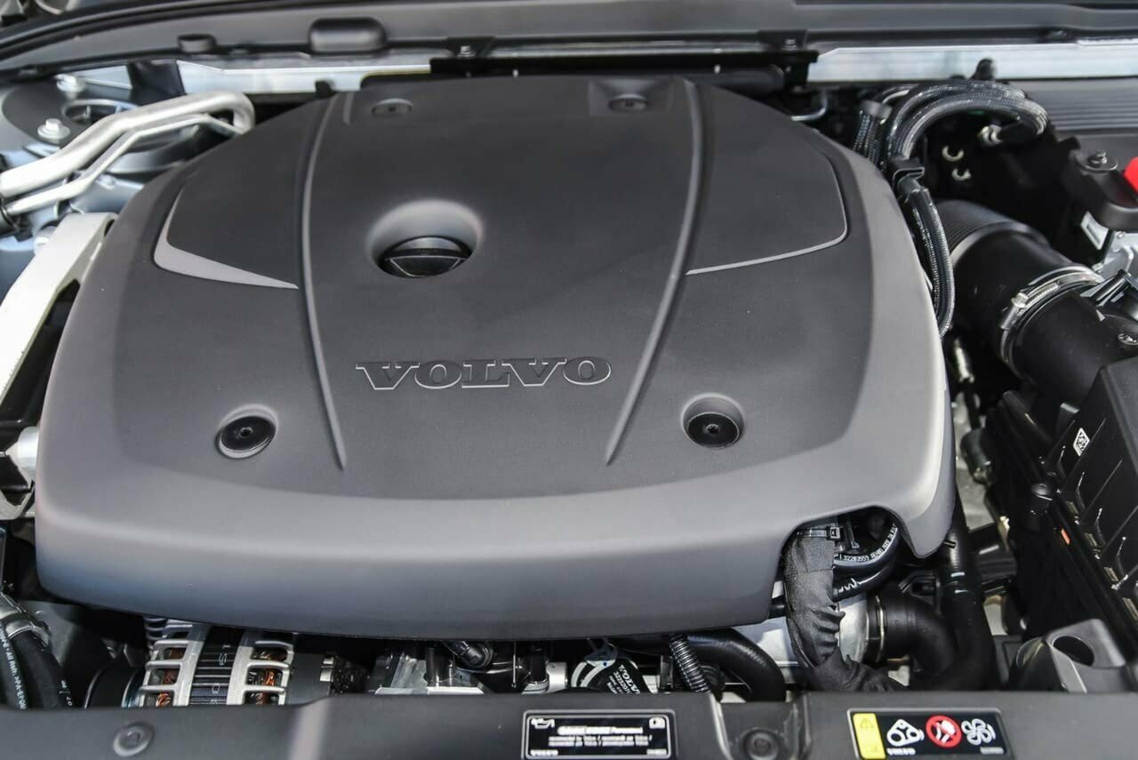 2019 MY20 Volvo V60 F-Series T5 Momentum Wagon Image 11