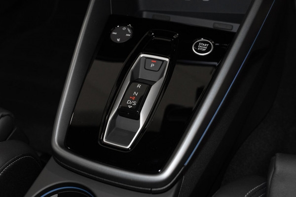 2026 Audi A3 GY TFSI 110kW S line Hatch image 15