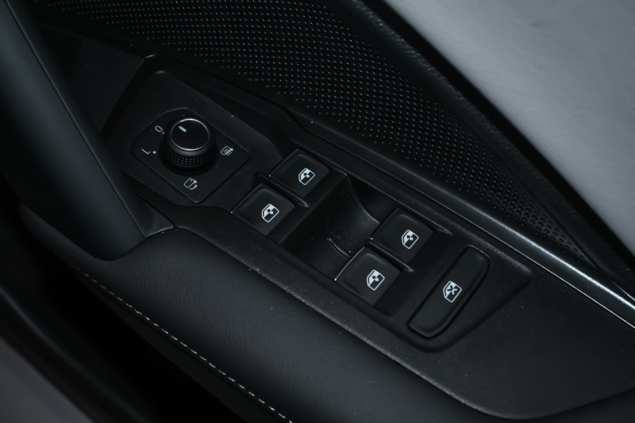 2025 Volkswagen Tiguan CT 150TSI Elegance SUV Image 10