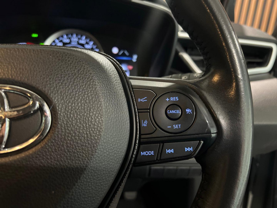 2020 Toyota Corolla ZRE SX Sedan Image 13