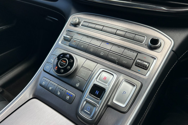 2020 MY21 Hyundai Santa Fe TM.V3 Highlander SUV Image 15