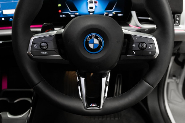 2024 BMW iX2 U10 eDrive20 M Sport SUV image 11