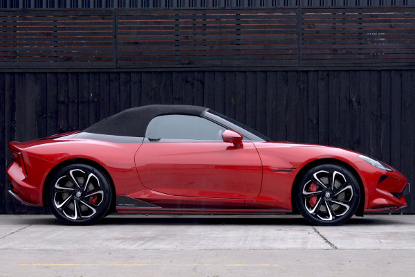 2026 MG Cyberster  Convertible Image 2