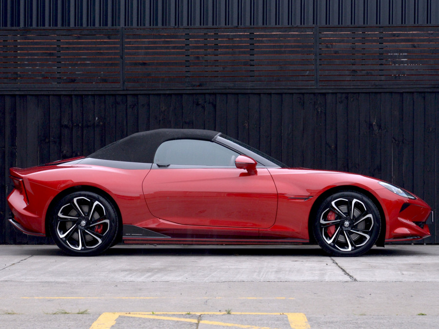 2026 MG Cyberster  Convertible Image 2
