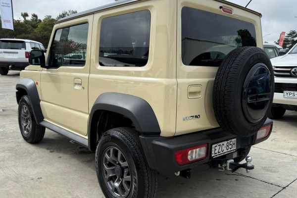 2023 MY22 Suzuki Jimny GJ GLX SUV Image 5