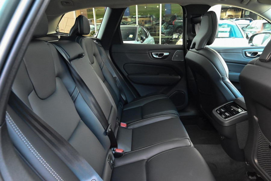 2026 Volvo XC60 UZ Ultra B5 Dark SUV Image 10