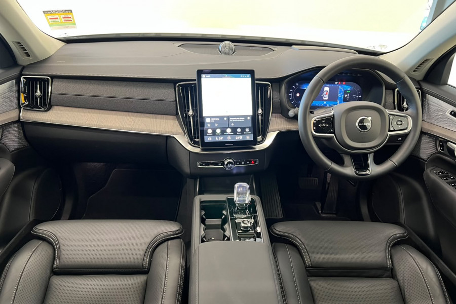 2025 MY26 Volvo XC90 L Series Ultra T8 Plug-in Hybrid Dark SUV