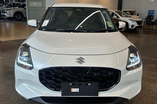 2026 Suzuki Swift UZ Hybrid GLX Hatch Image 2