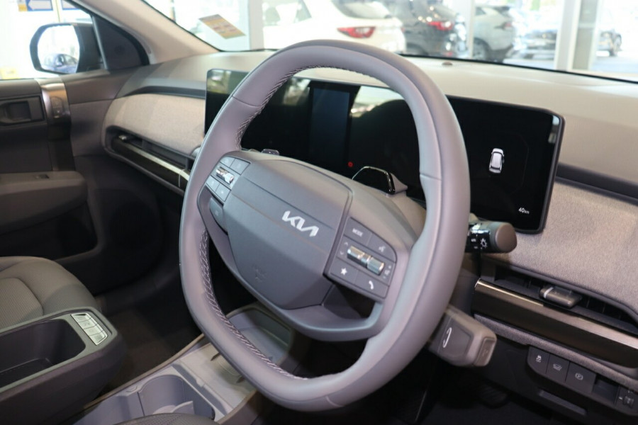 2025 Kia EV3 SV Earth SUV Image 12