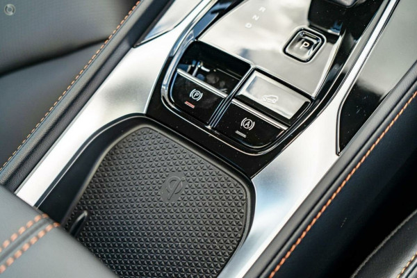2025 MG HS AS33P Super Hybrid Essence SUV Image 20